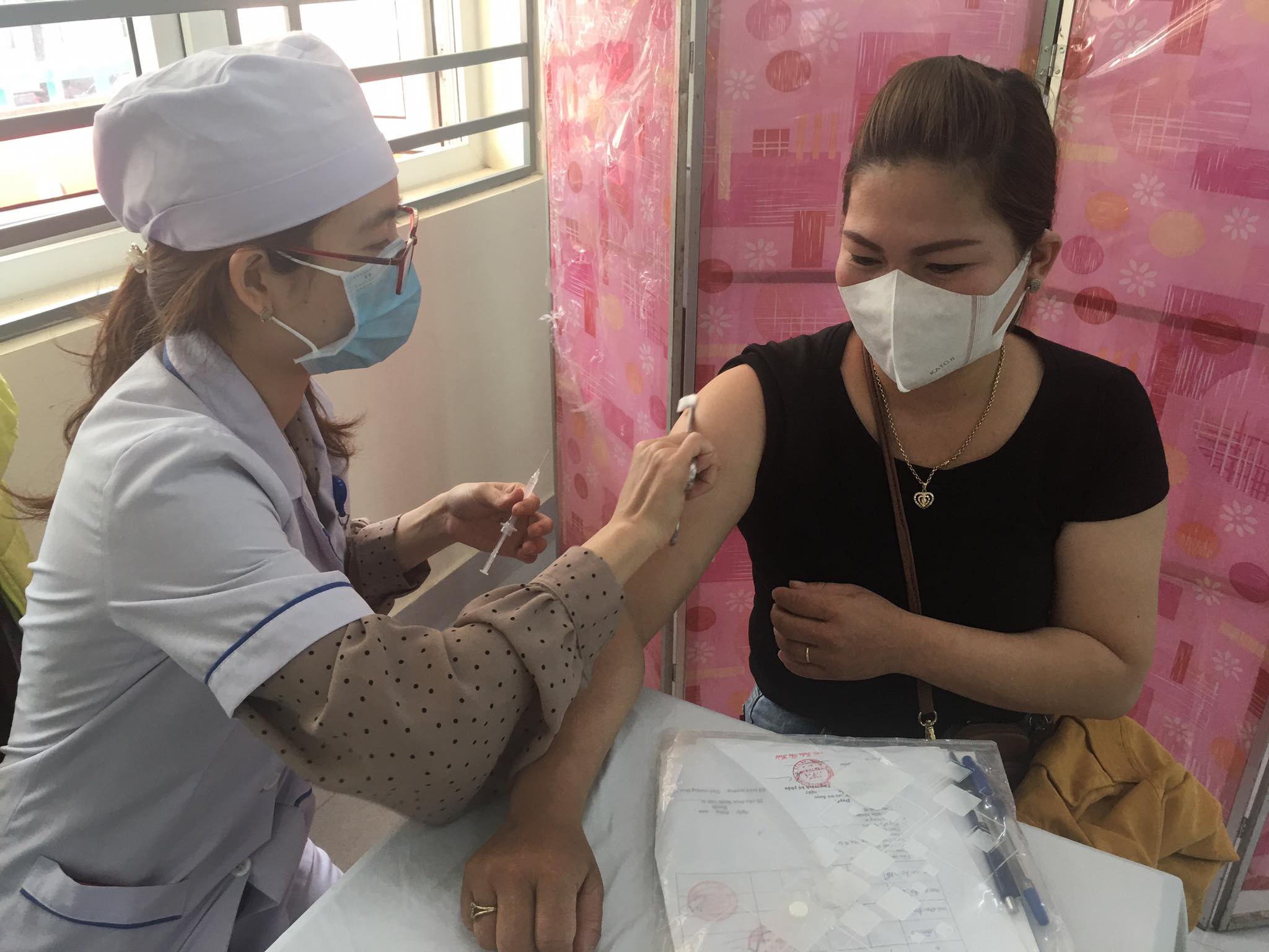 Truyền thông về tiêm vắc xin phòng COVID- trên địa bàn huyện